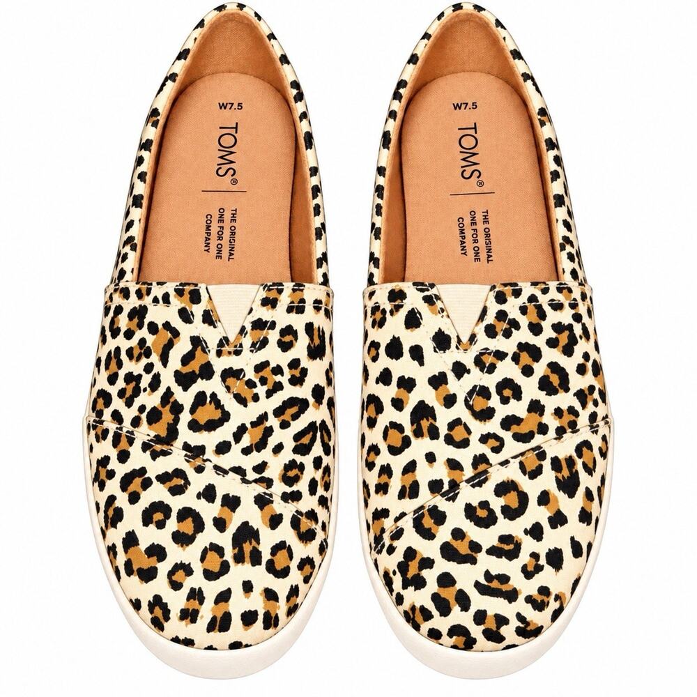 Tom’s Animal Print Shoes 7.5